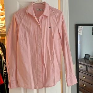 Vineyard Vines button down shirt